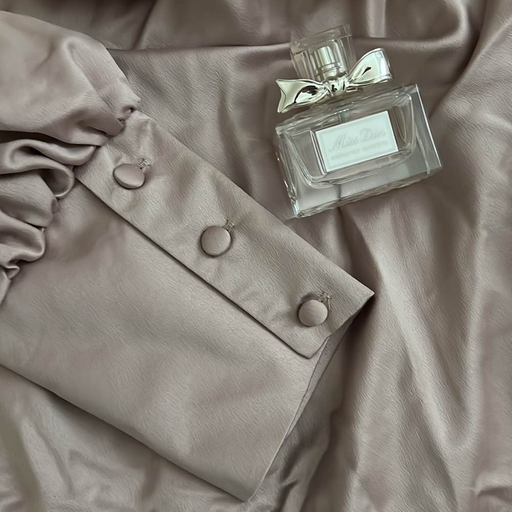 Long Sleev Cowl Neck Blouse